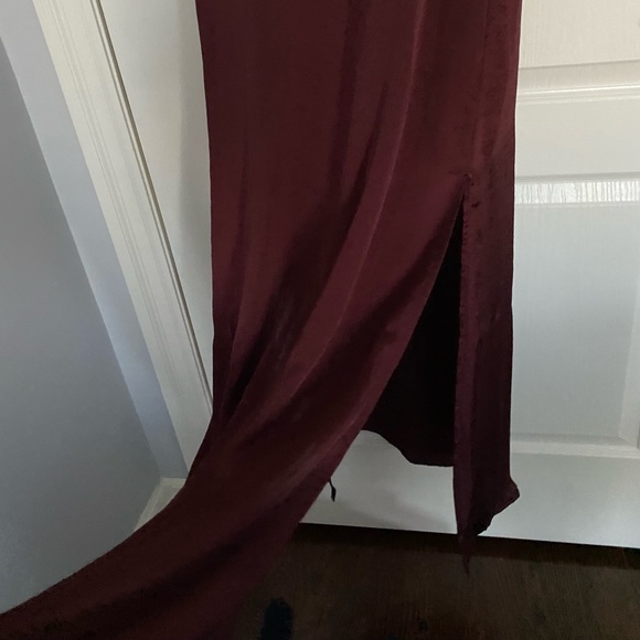 Maroon long Slit Dress - Picture 3 of 4